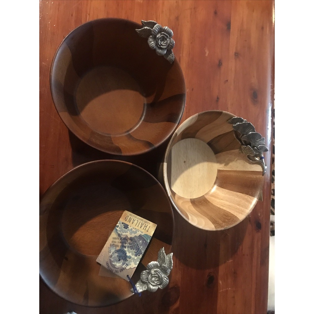 World Traveler Teak Wood Wood Salad Bowls Set Of 3 W/Silver Floral Charm Detail‎